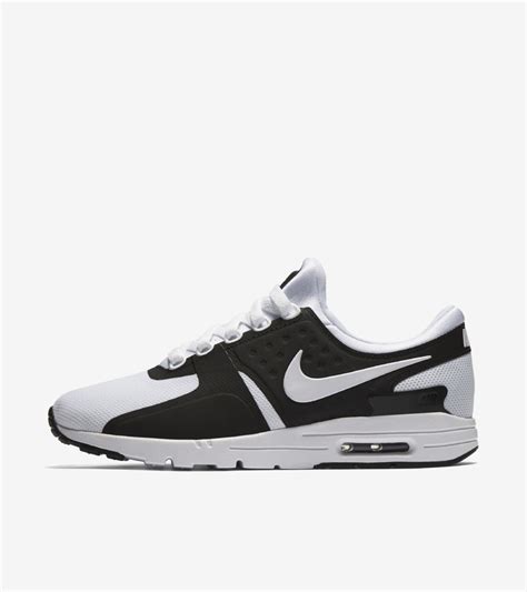 Women's Nike Air Max Zero 'White & Black' 2016.